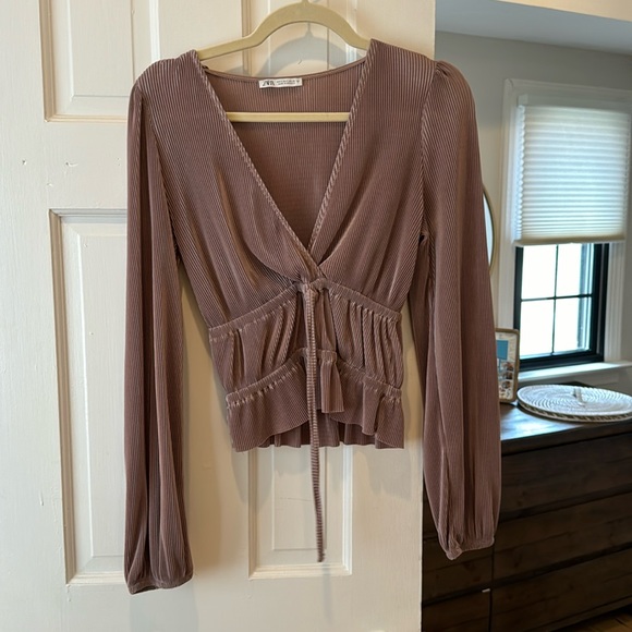 Zara taupe long sleeve top - Picture 1 of 2